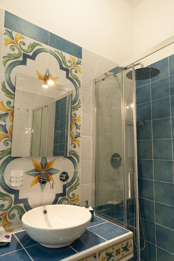 Velia34 Bed & Breakfast Salerno Exterior photo