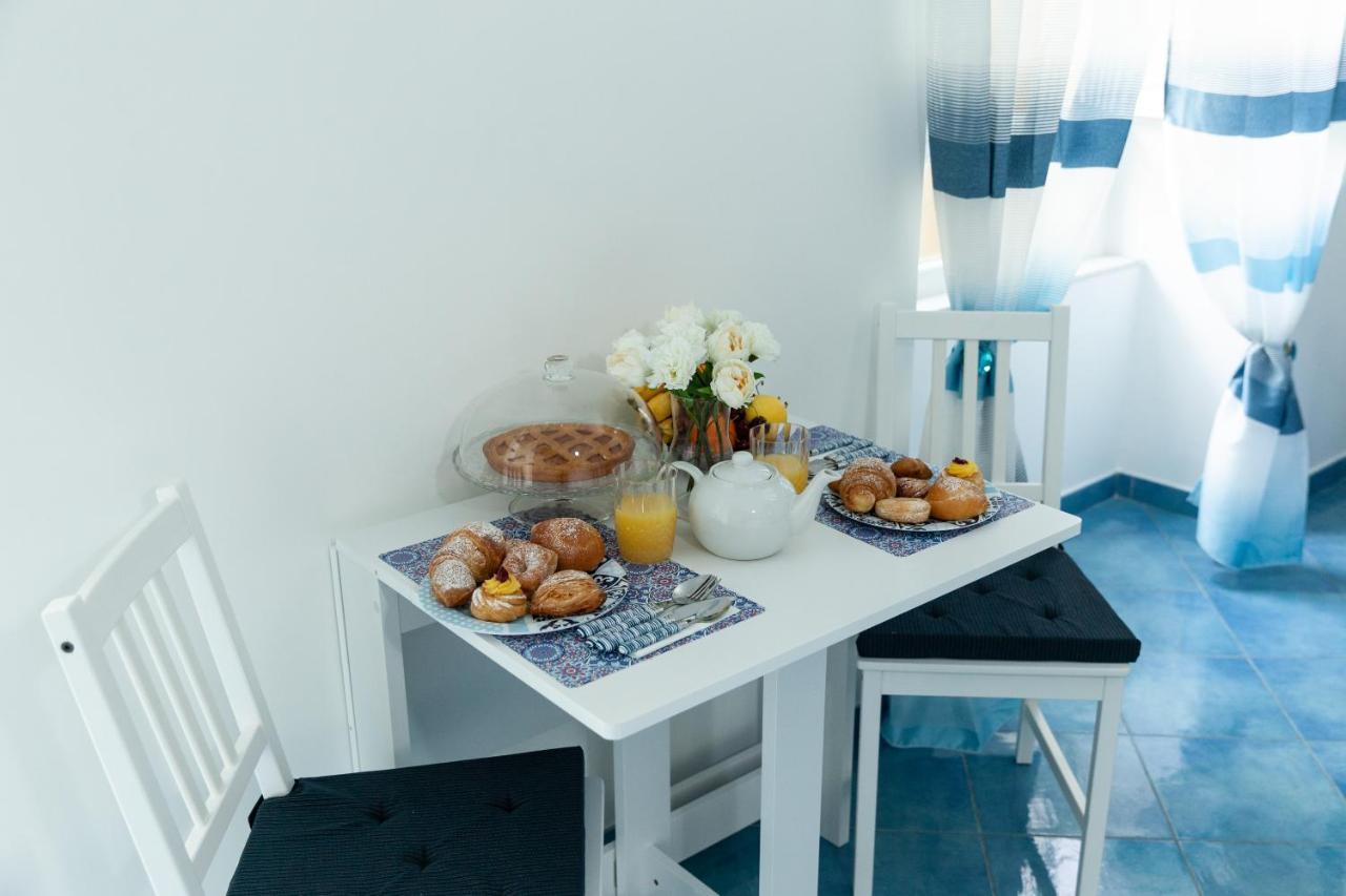 Velia34 Bed & Breakfast Salerno Exterior photo