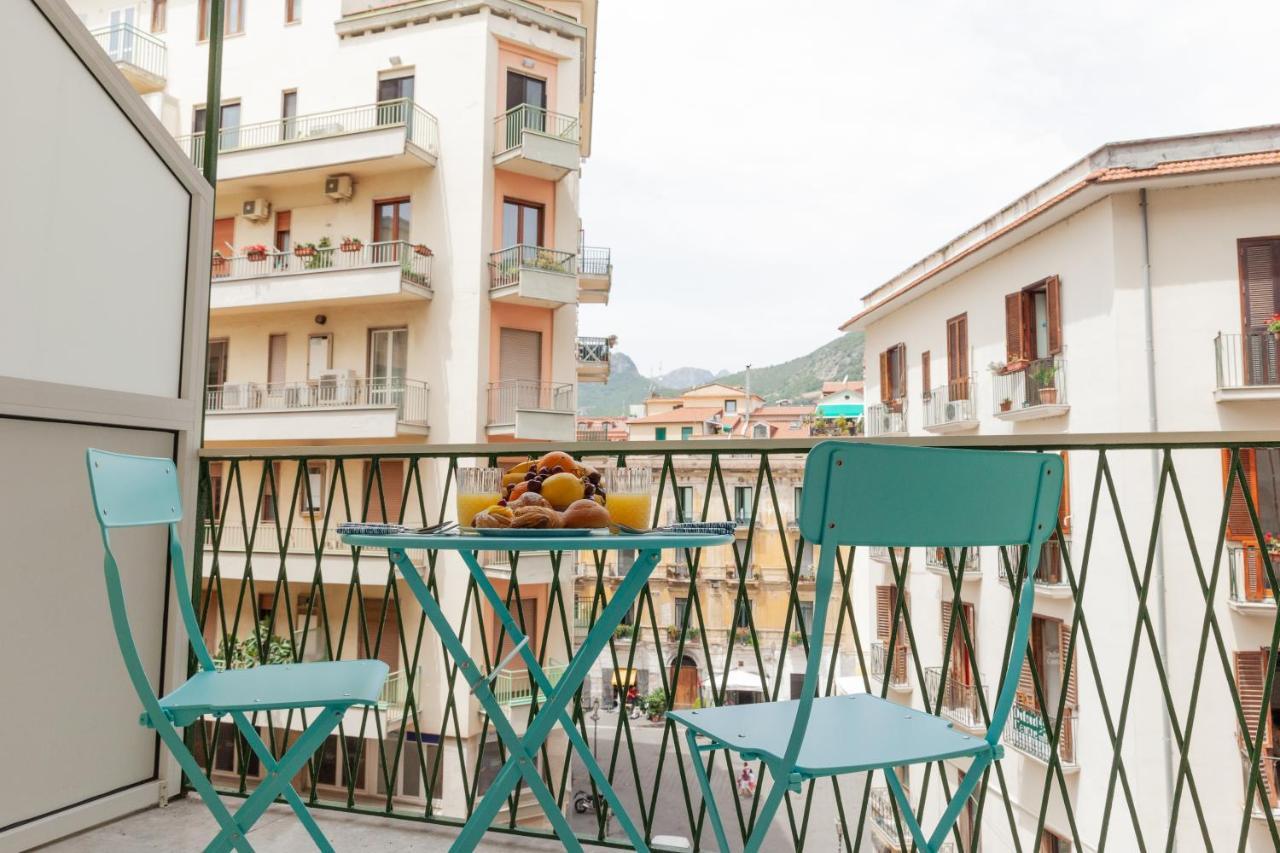 Velia34 Bed & Breakfast Salerno Exterior photo