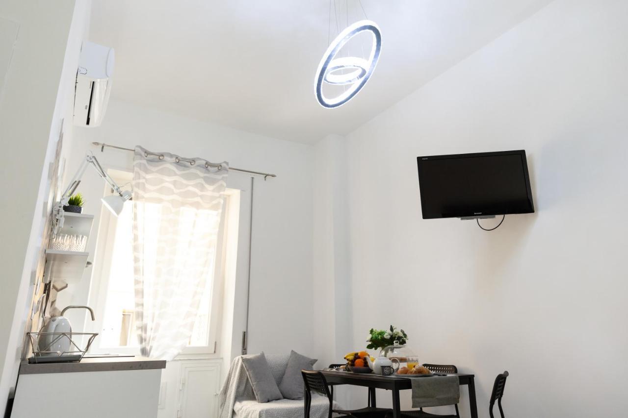 Velia34 Bed & Breakfast Salerno Exterior photo