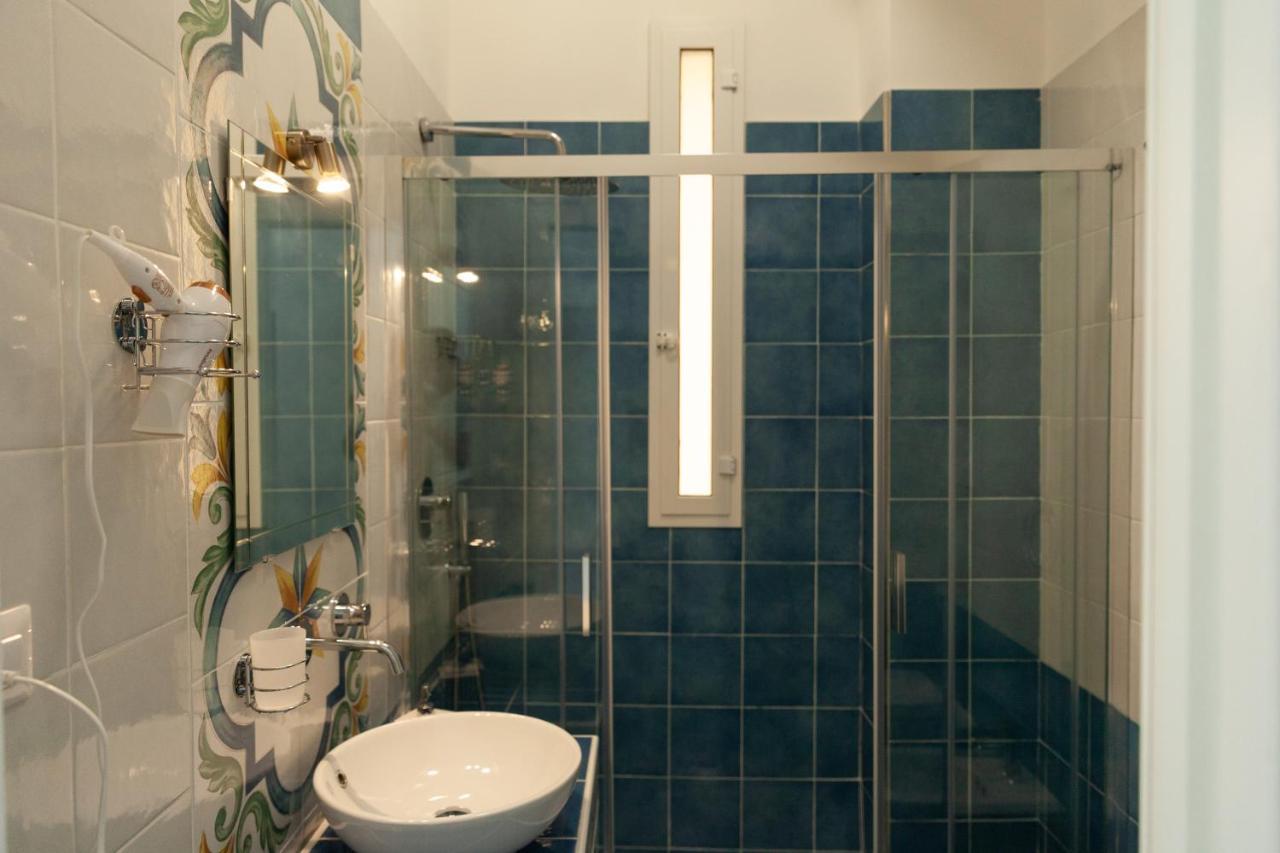Velia34 Bed & Breakfast Salerno Exterior photo